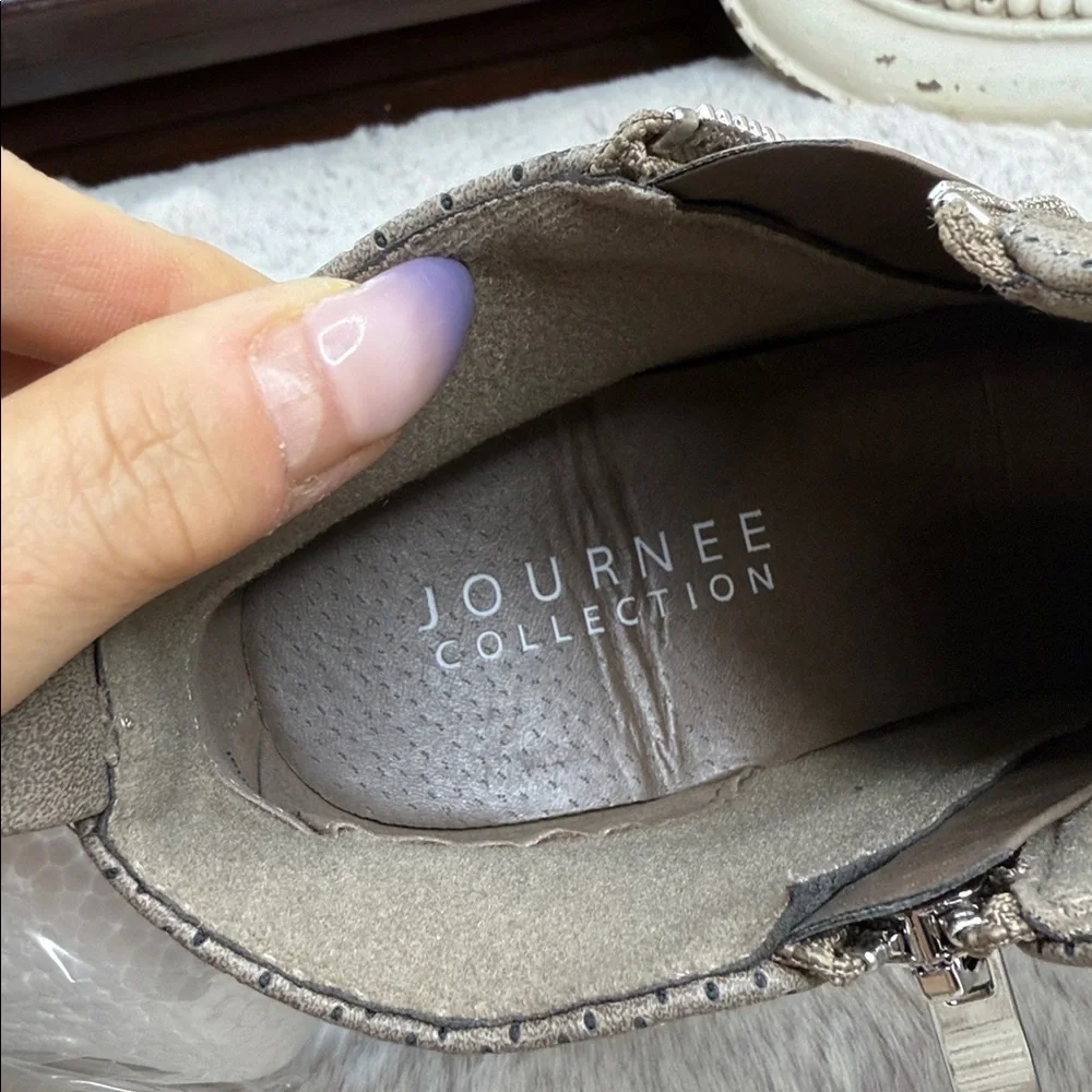Journee Collection perforated faux